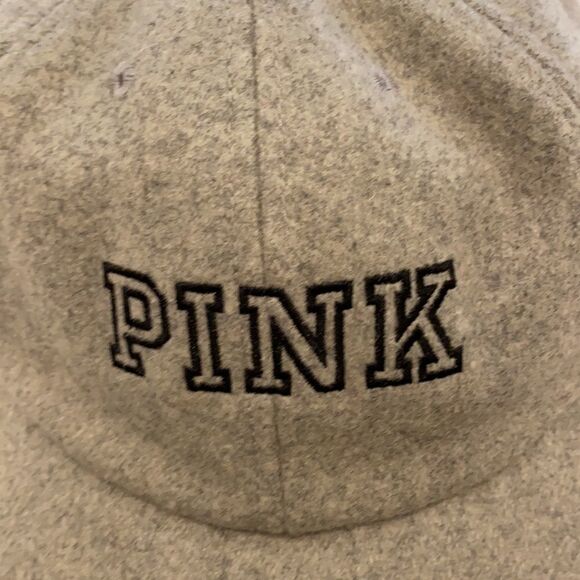 PINK hat . Perfect condition - Picture 7 of 8